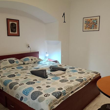 Balcescu Apartment in Historic Center Brașov Exterior foto